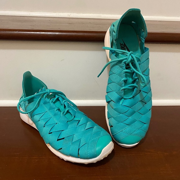 Nike Juvenate Woven Sneakers in Jade Size 9 - Picture 2 of 13